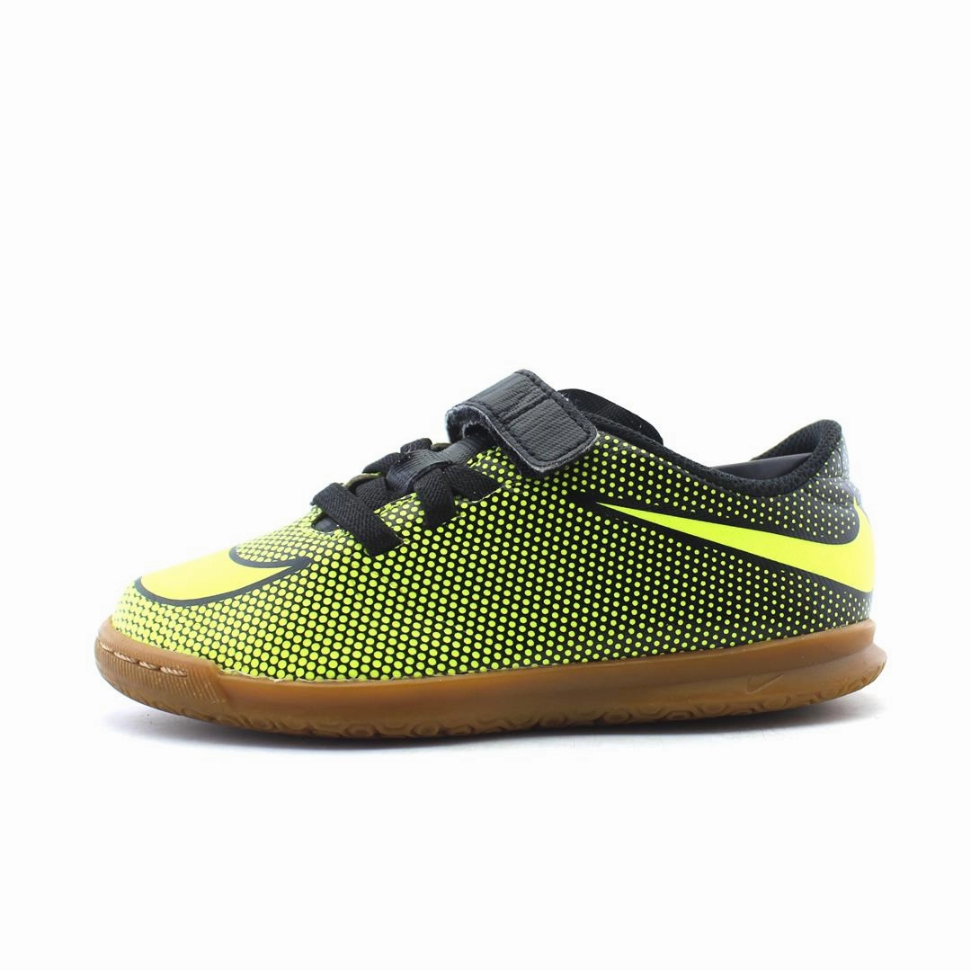 NIKE BRAVATA 2 IC Nike lightweight trainer models