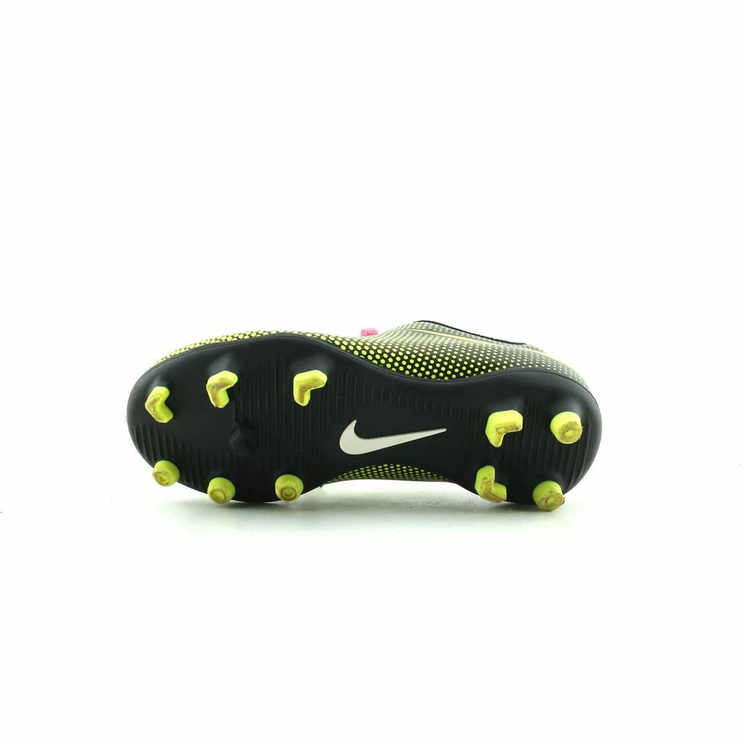 NIKE  BRAVATA II FG Nike running shoe close-ups