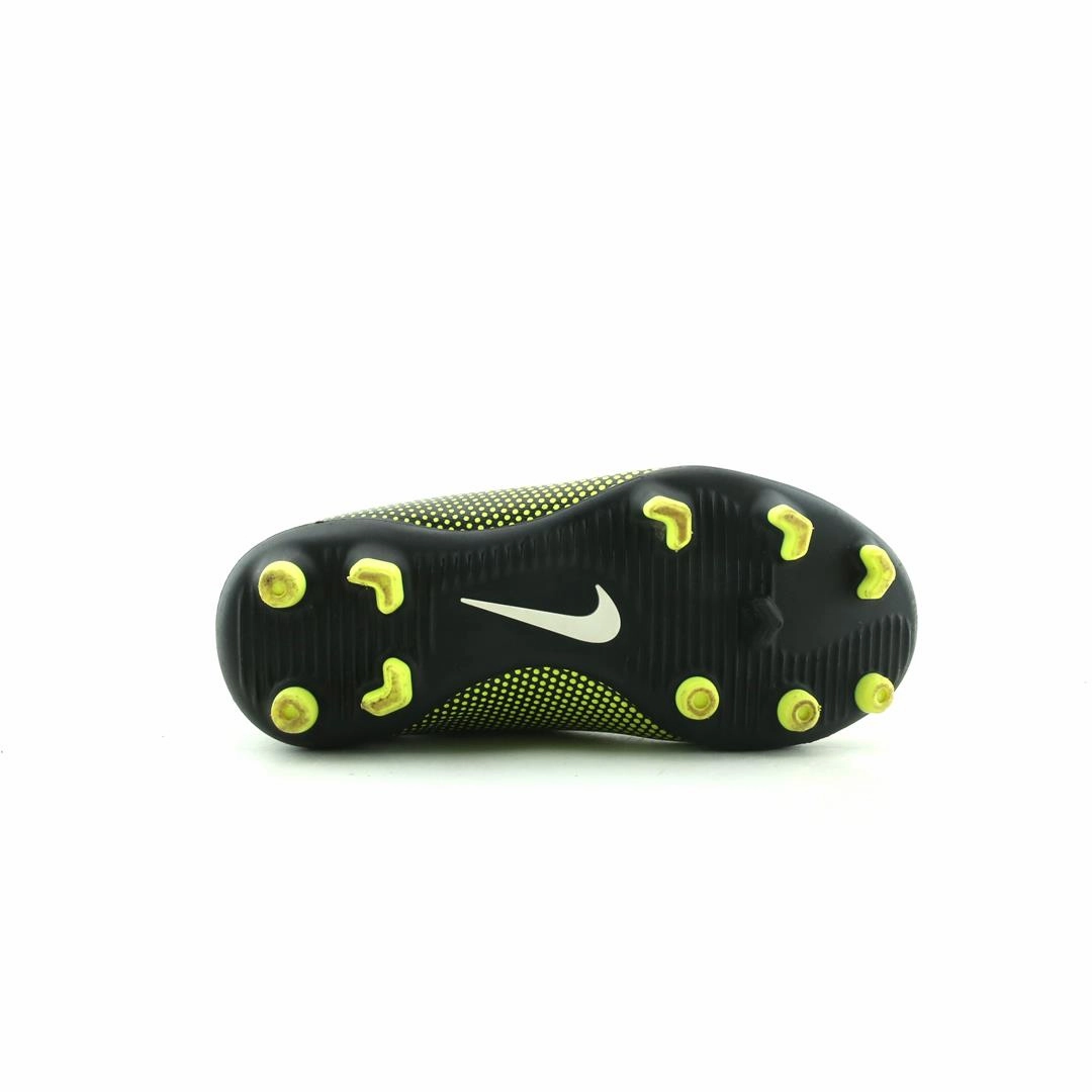 NIKE  BRAVATA II FG Nike running shoe close-ups