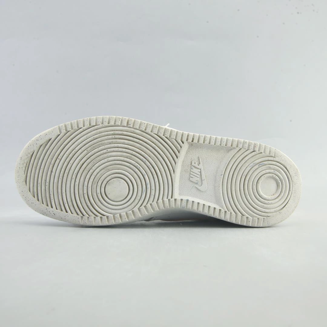 NIKE COURT VISION LOW classic Nike shoe photos