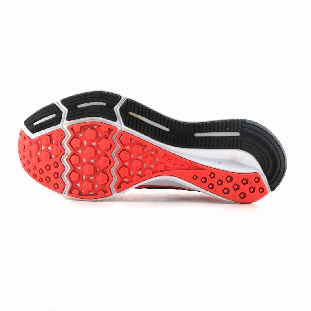 NIKE  DOWNSHIFTER 7 sleek Nike sneaker angles