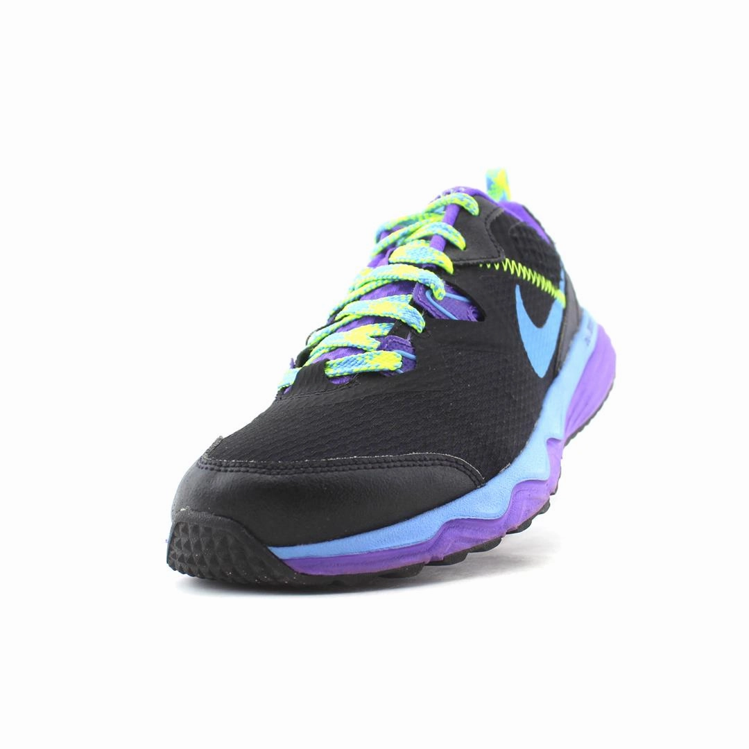 NIKE DUAL FUSION TRAIL vibrant Nike shoe colors