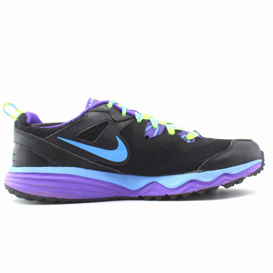 NIKE DUAL FUSION TRAIL vibrant Nike shoe colors