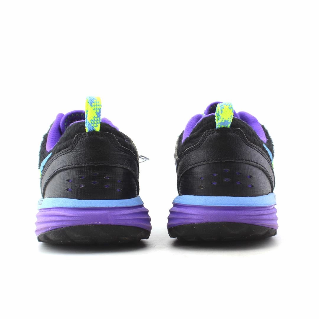NIKE DUAL FUSION TRAIL vibrant Nike shoe colors