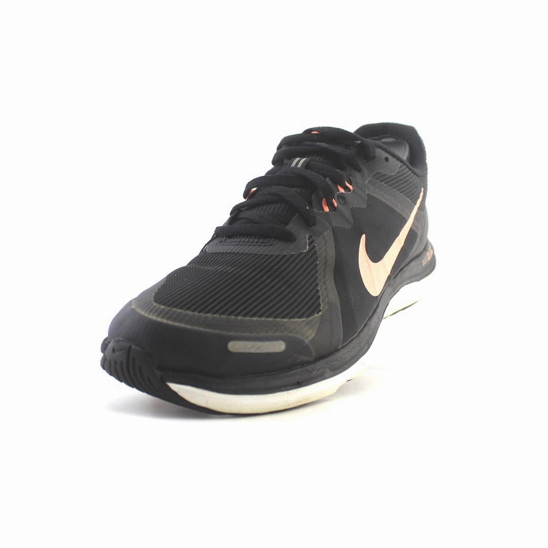 NIKE  DUAL FUSION X 2 vibrant Nike shoe colors