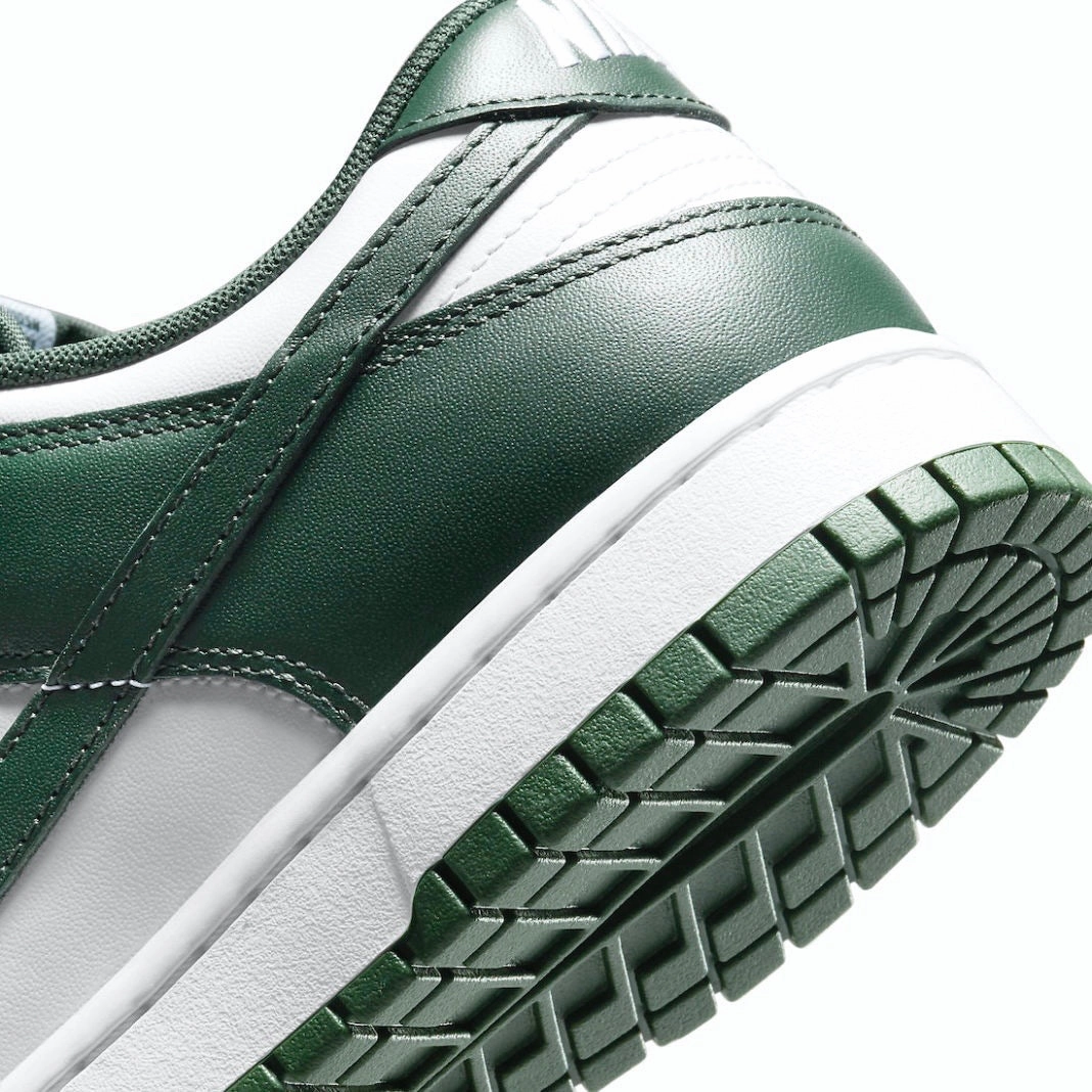 Nike Dunk Low Spartan Green Michigan State Team Green Modern Sneakers