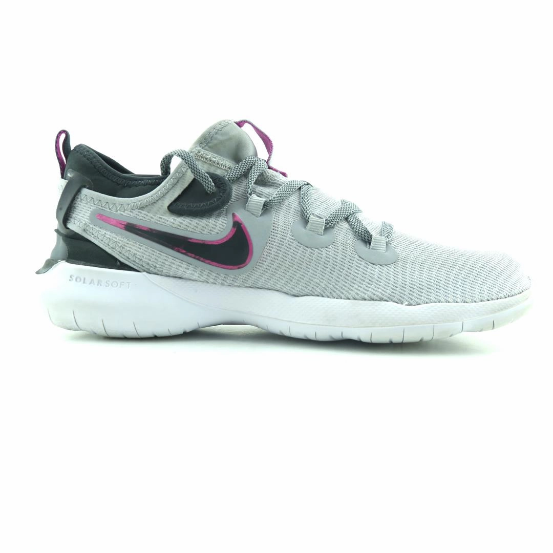 NIKE FLEX 2020 RN classic Nike shoe photos