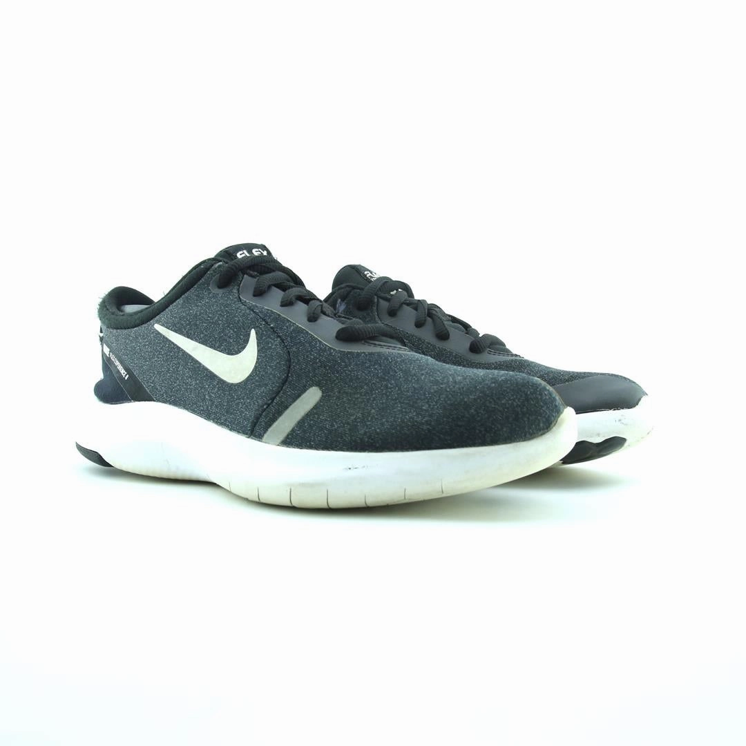 NIKE FLEX EXPERIENCE RN 8 Nike casual shoe imagery