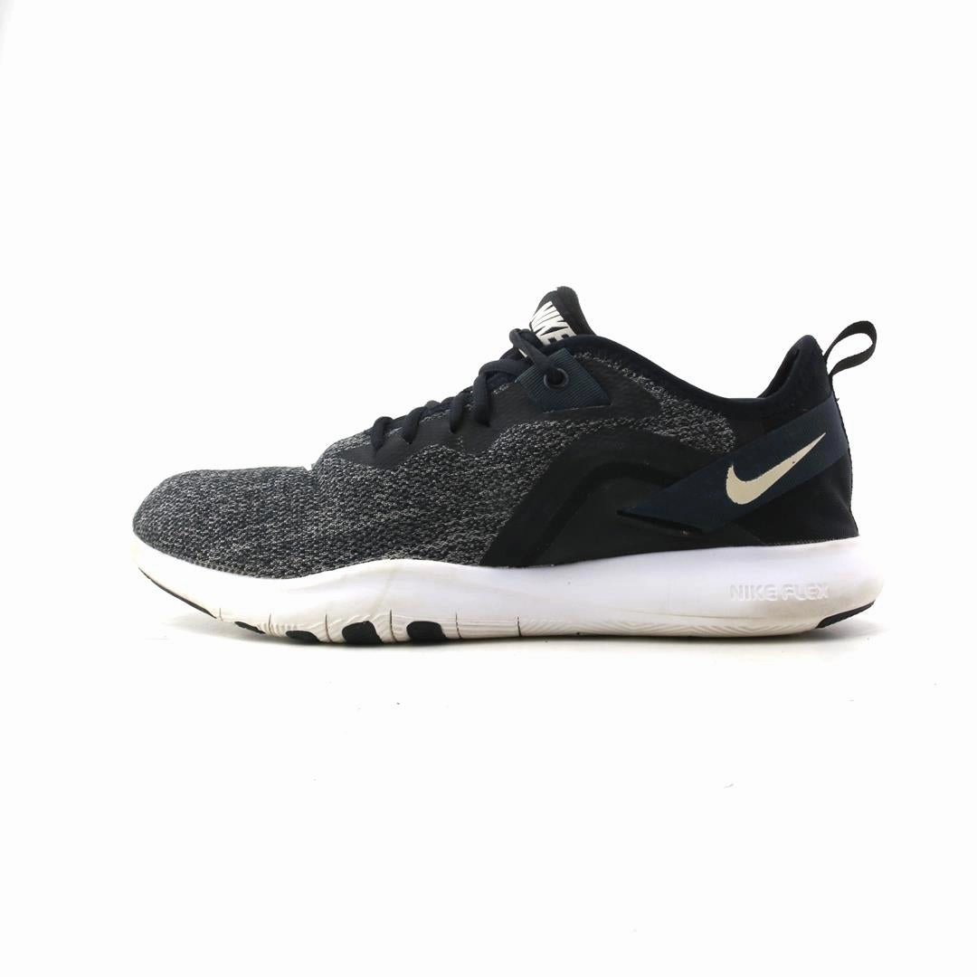 NIKE  FLEX TR 9 Nike supportive fitness footwear