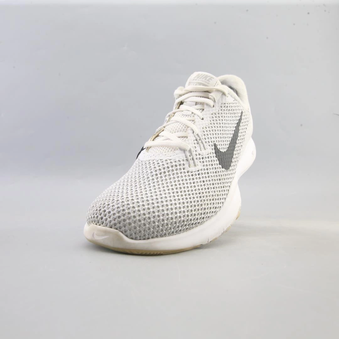 NIKE FLEX TRAINER 7 vibrant Nike shoe colors