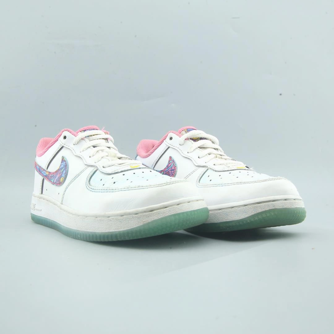 NIKE FORCE 1 LOW Nike casual shoe imagery