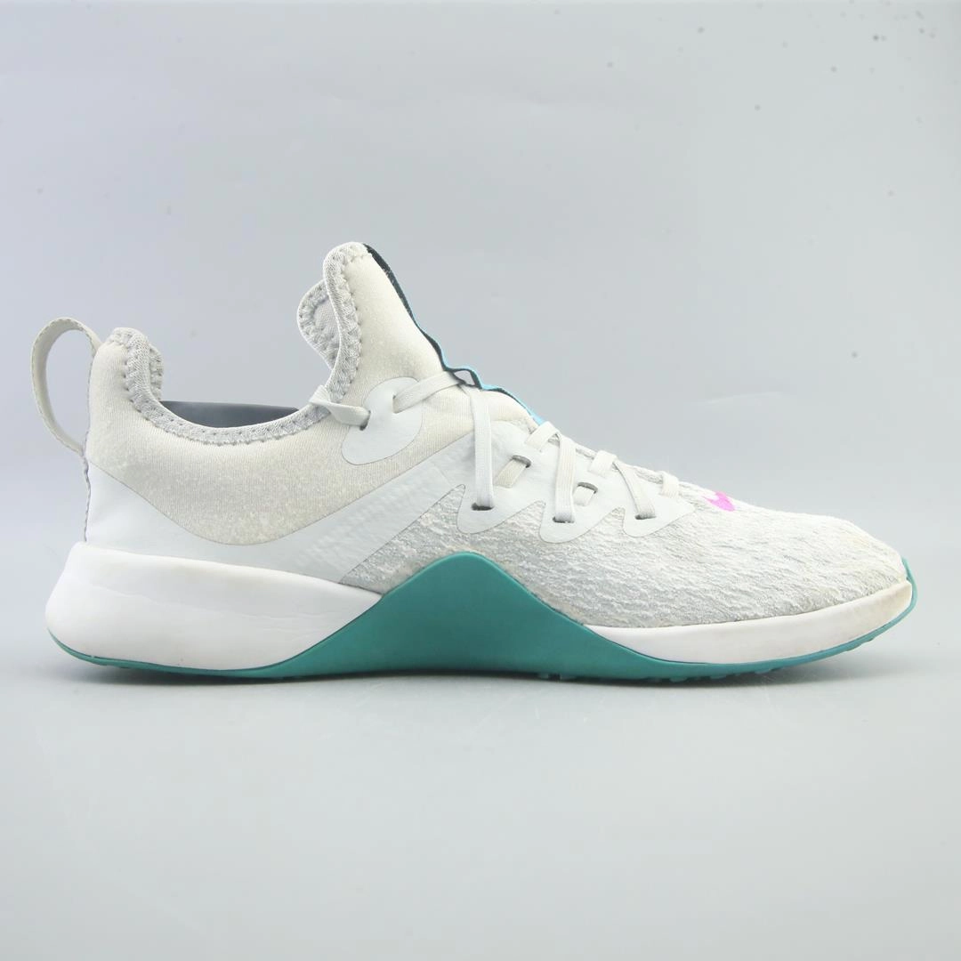 NIKE FOUNDATION ELITE TR Nike performance shoe shots