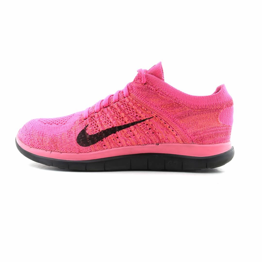 NIKE FREE 4.0 FLYKNIT Nike classic retro sneaker looks