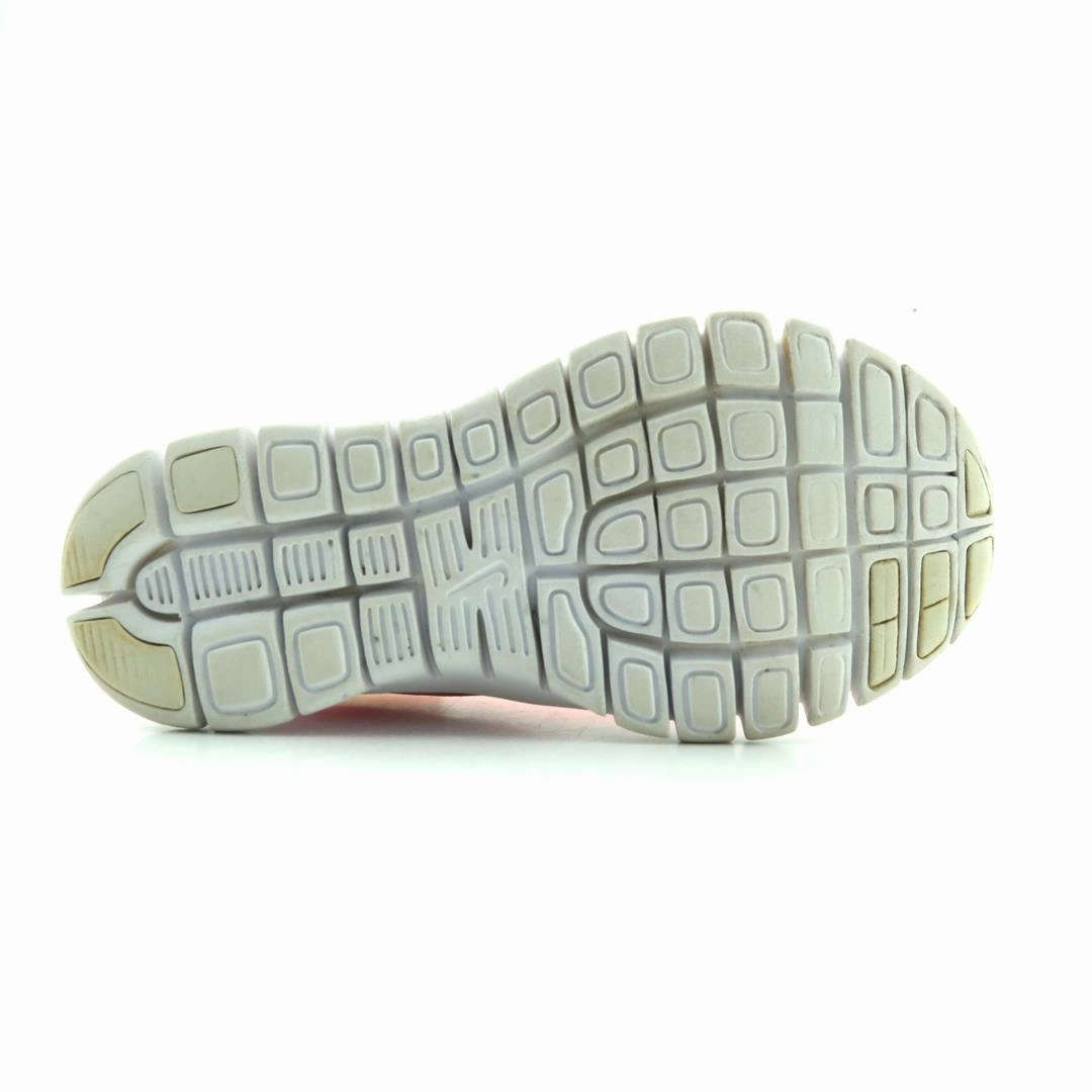 NIKE FREE EXPRESS Nike running shoe close-ups