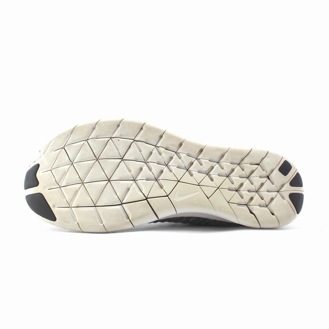 NIKE FREE RN FLYKNIT Nike running shoe close-ups