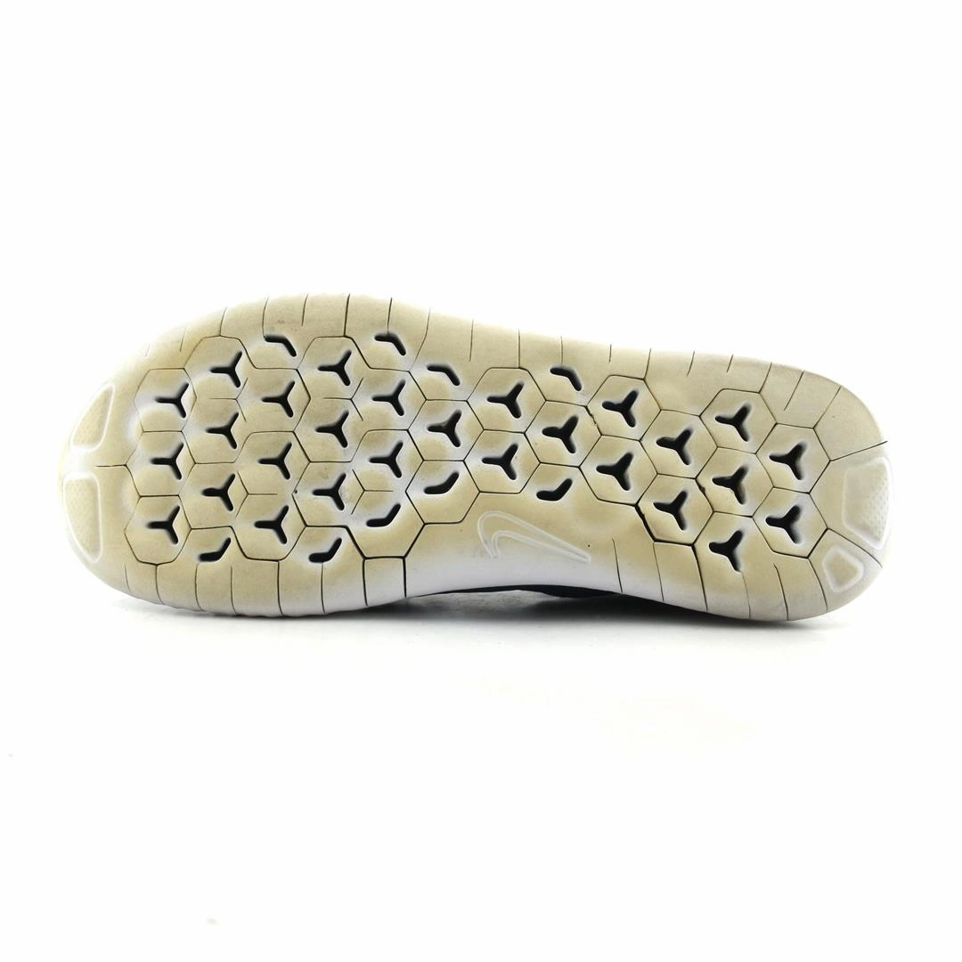 NIKE FREE RUN 2018 sleek Nike sneaker angles