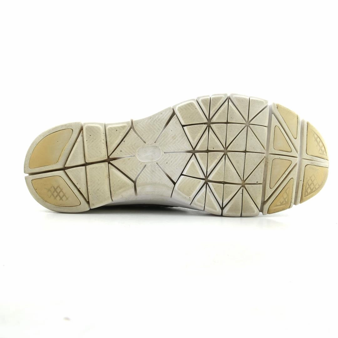 NIKE FREE TR FIT 3 sleek Nike sneaker angles
