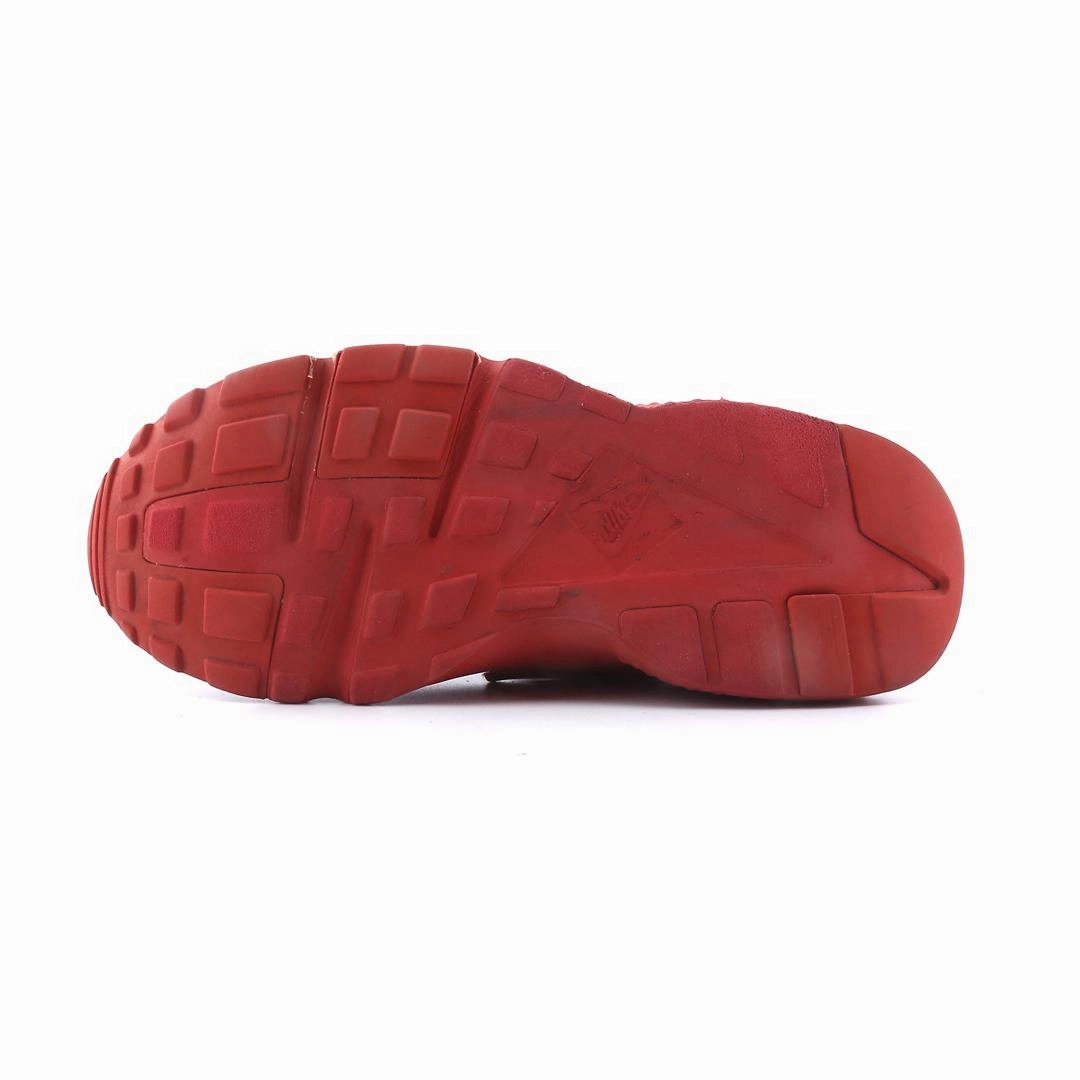 NIKE  HUARACHE RUN sleek Nike sneaker angles