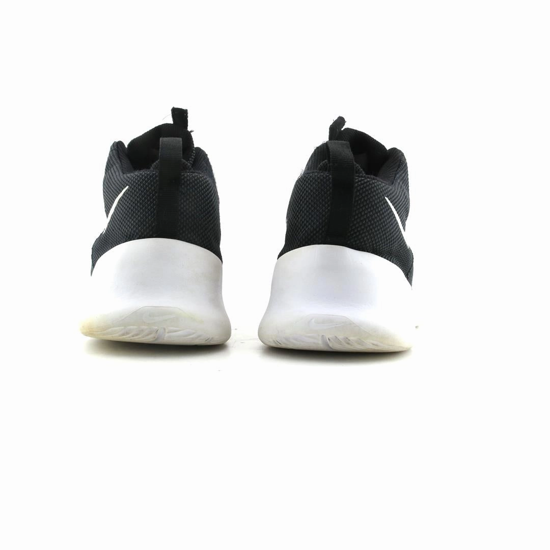 NIKE HYPERFR3SH Nike performance shoe shots