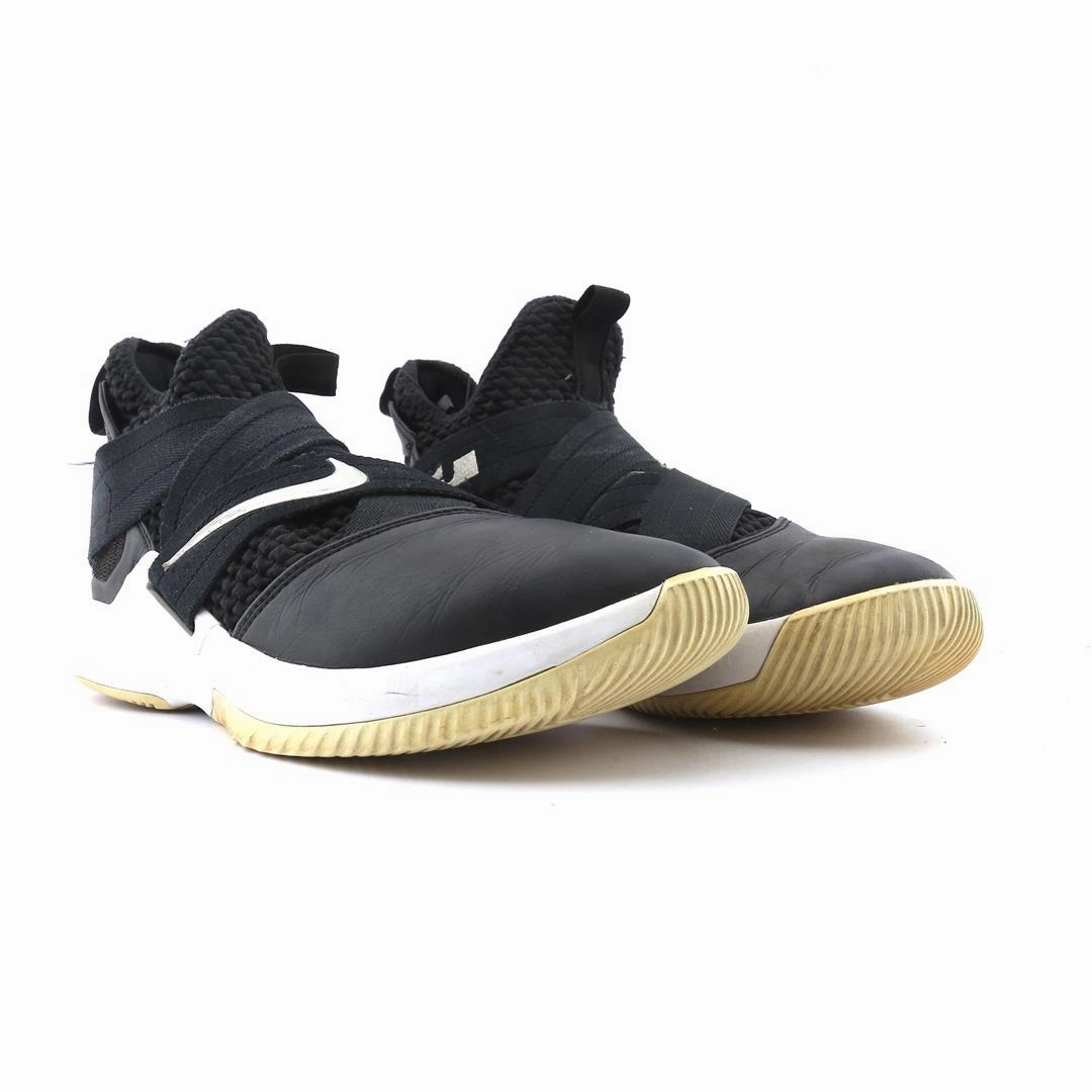 NIKE LEBRON SOLDIER 12 sleek Nike sneaker angles