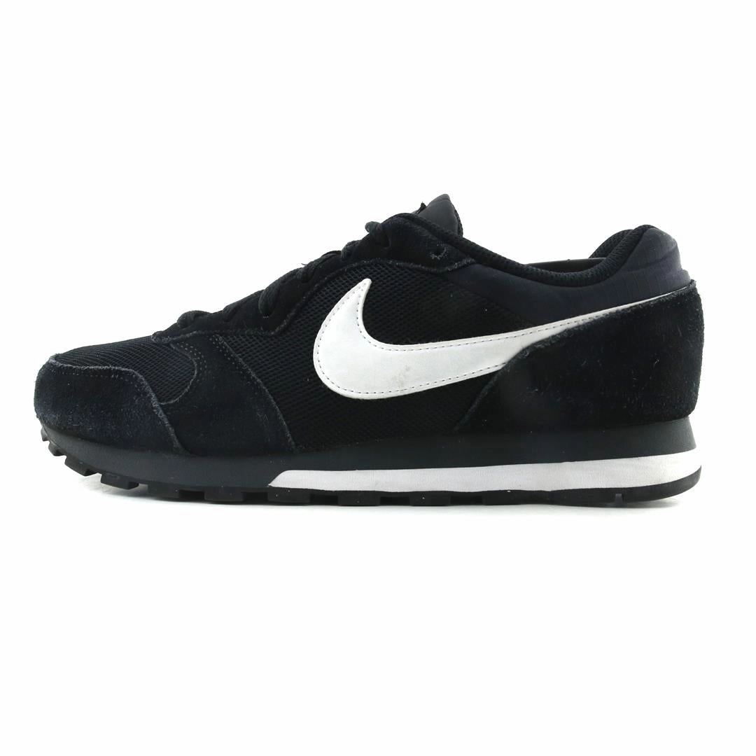 NIKE  MD RUNNER 2 Nike classic retro sneaker looks