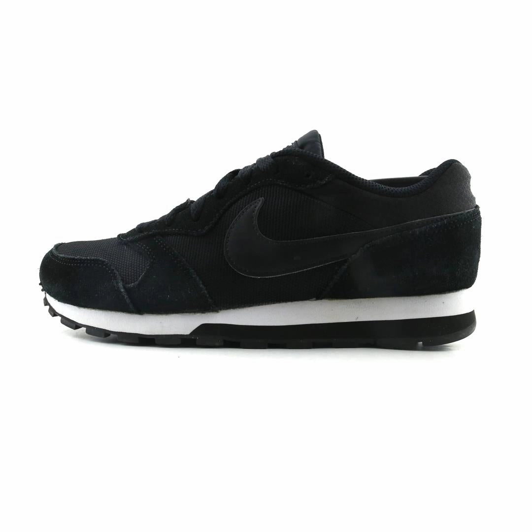 NIKE MD RUNNER 2 Nike classic retro sneaker looks
