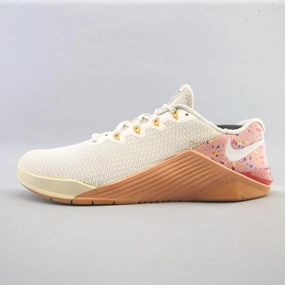 NIKE METCON 5 Nike durable outdoor footwear