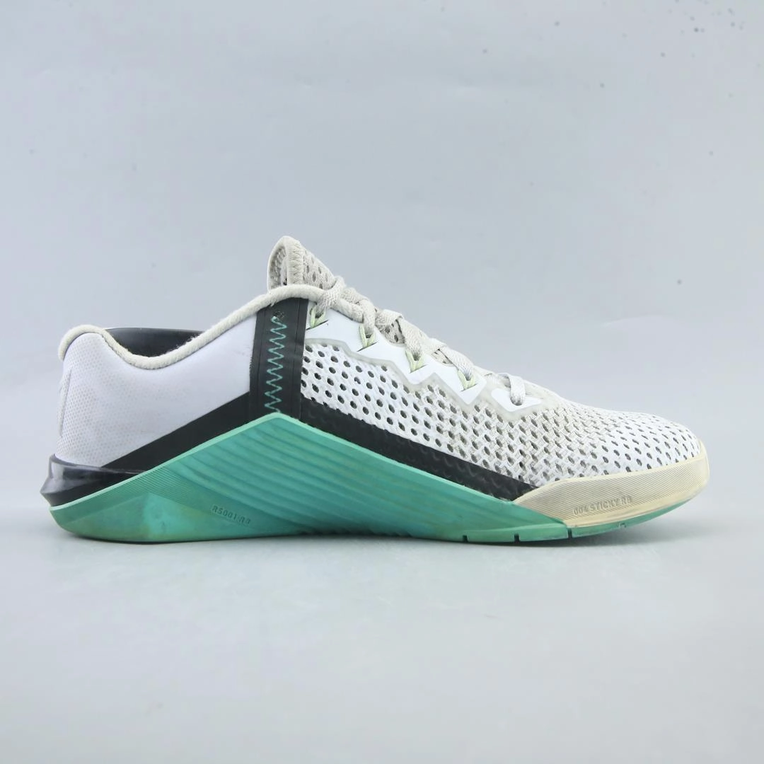 NIKE METCON 6 classic Nike shoe photos