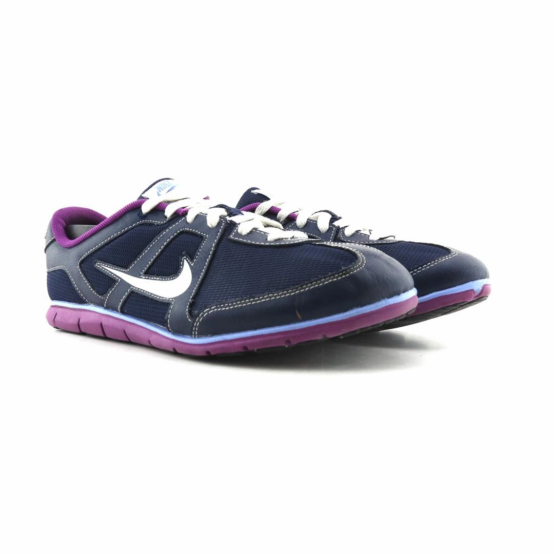 NIKE OCEANIA NM classic Nike shoe photos