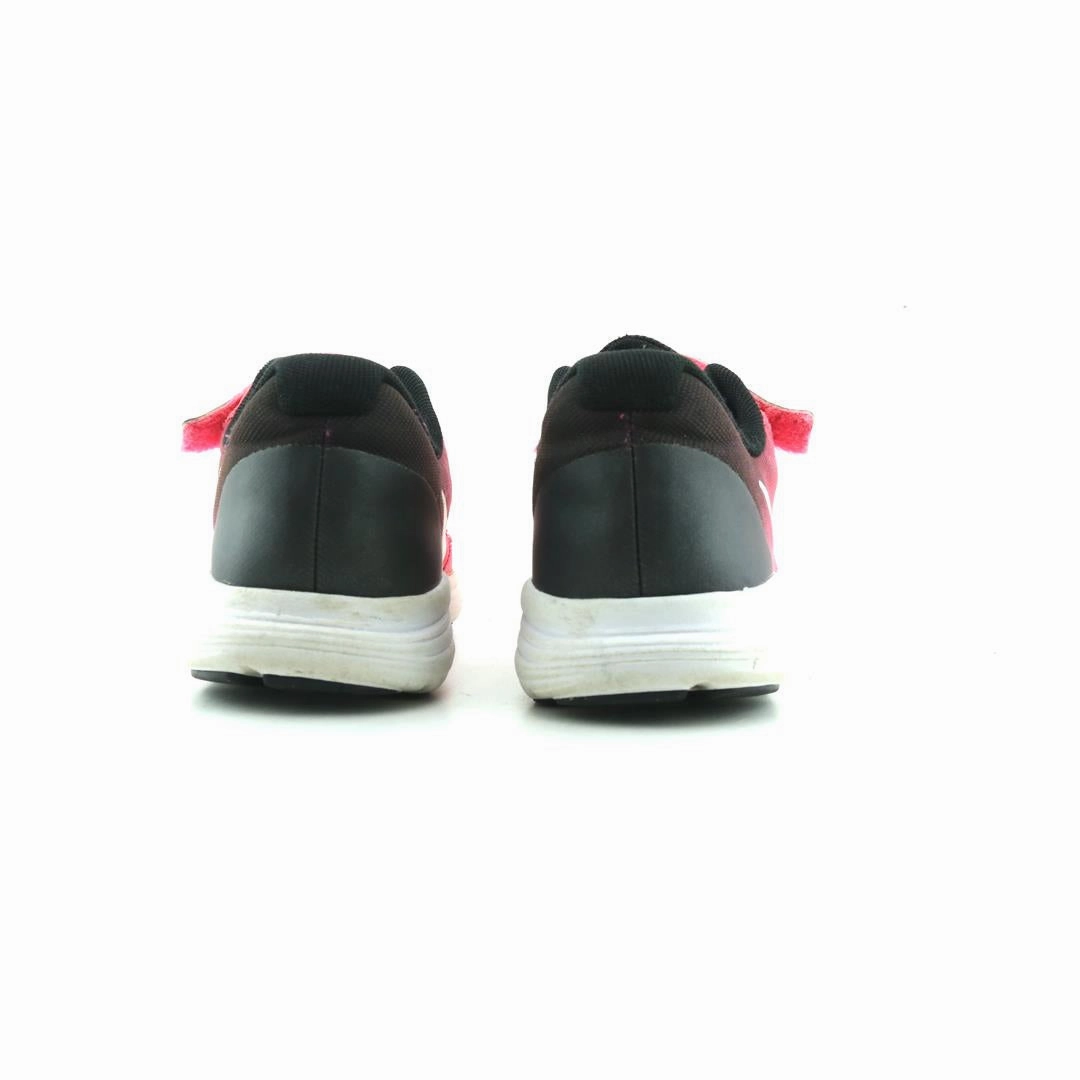 NIKE REVOLUTION 3 Nike lifestyle footwear visuals