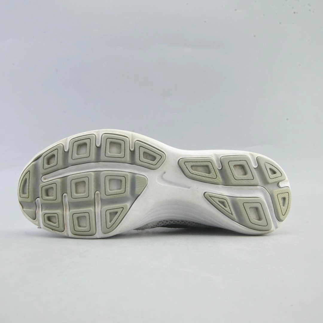 NIKE REVOLUTION 3 sleek Nike sneaker angles
