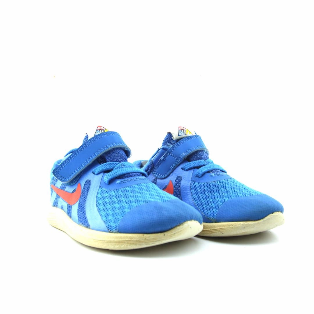 NIKE REVOLUTION 4 Nike lifestyle footwear visuals