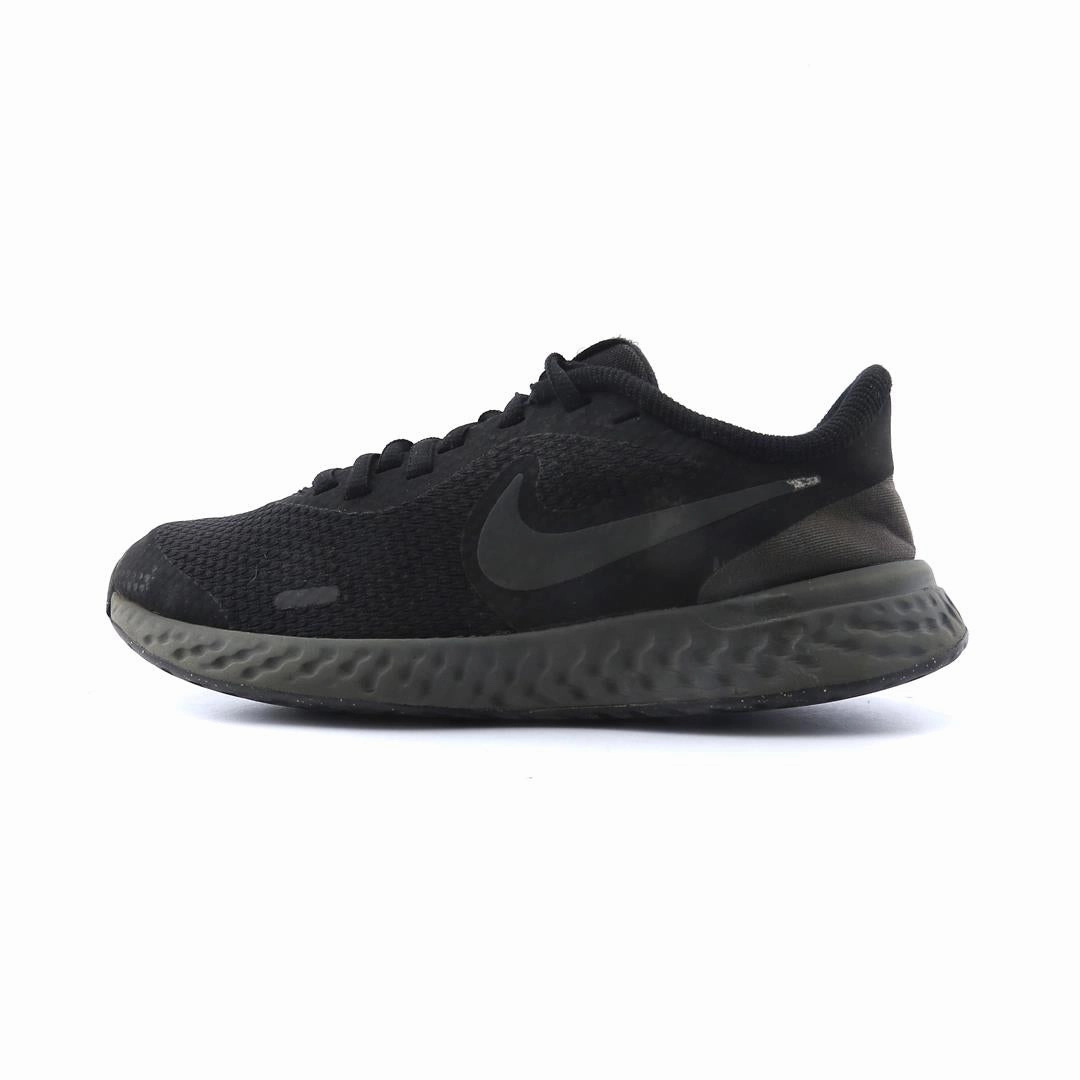 NIKE REVOLUTION 5 Nike supportive fitness footwear