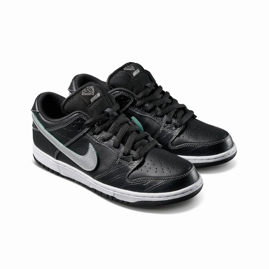 Nike SB Dunk Low Diamond Supply Co. Black Diamond Black Chrome Tropical Twist Street Shoes