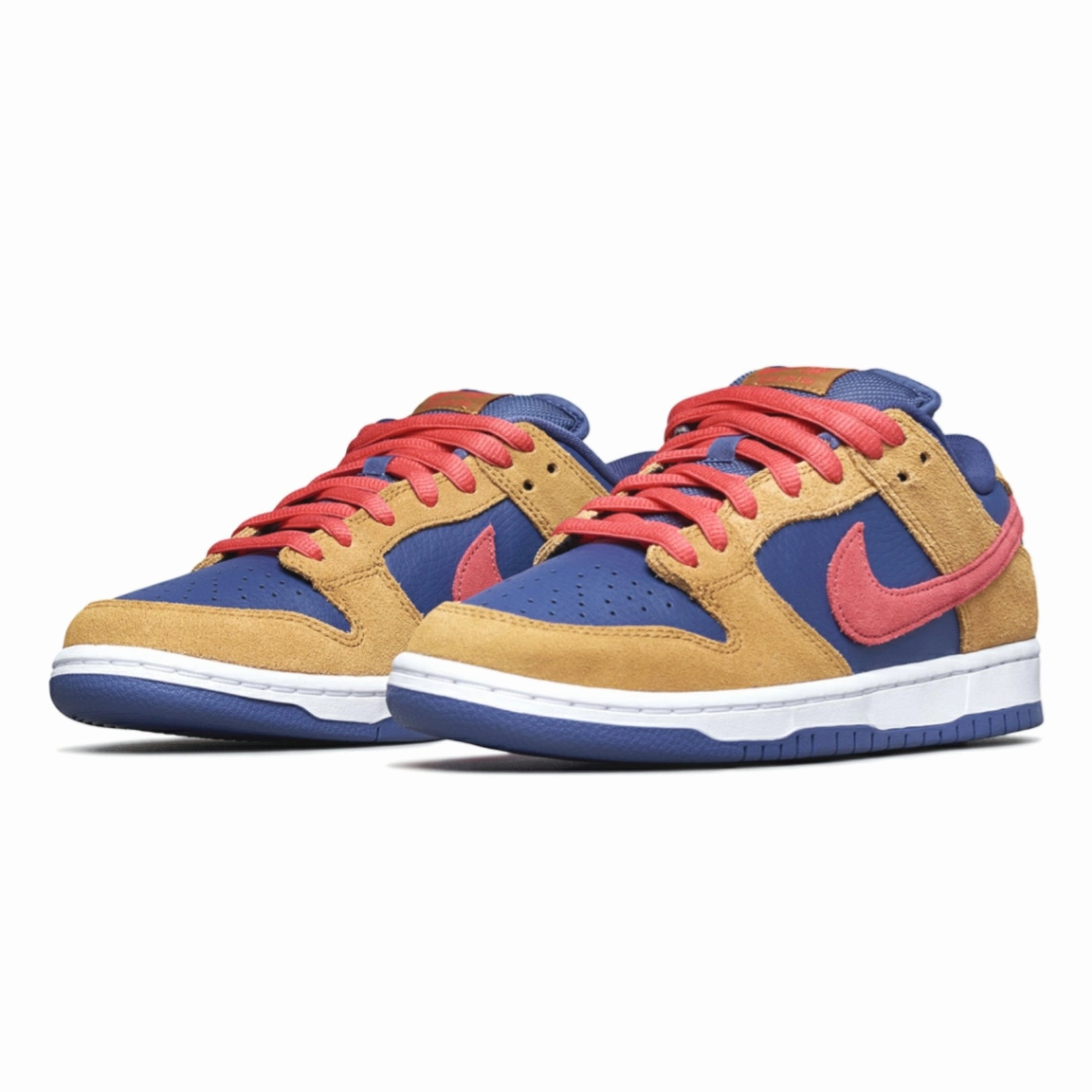 Nike SB Dunk Low Reverse Papa Bear Nike casual sneakers with modern design