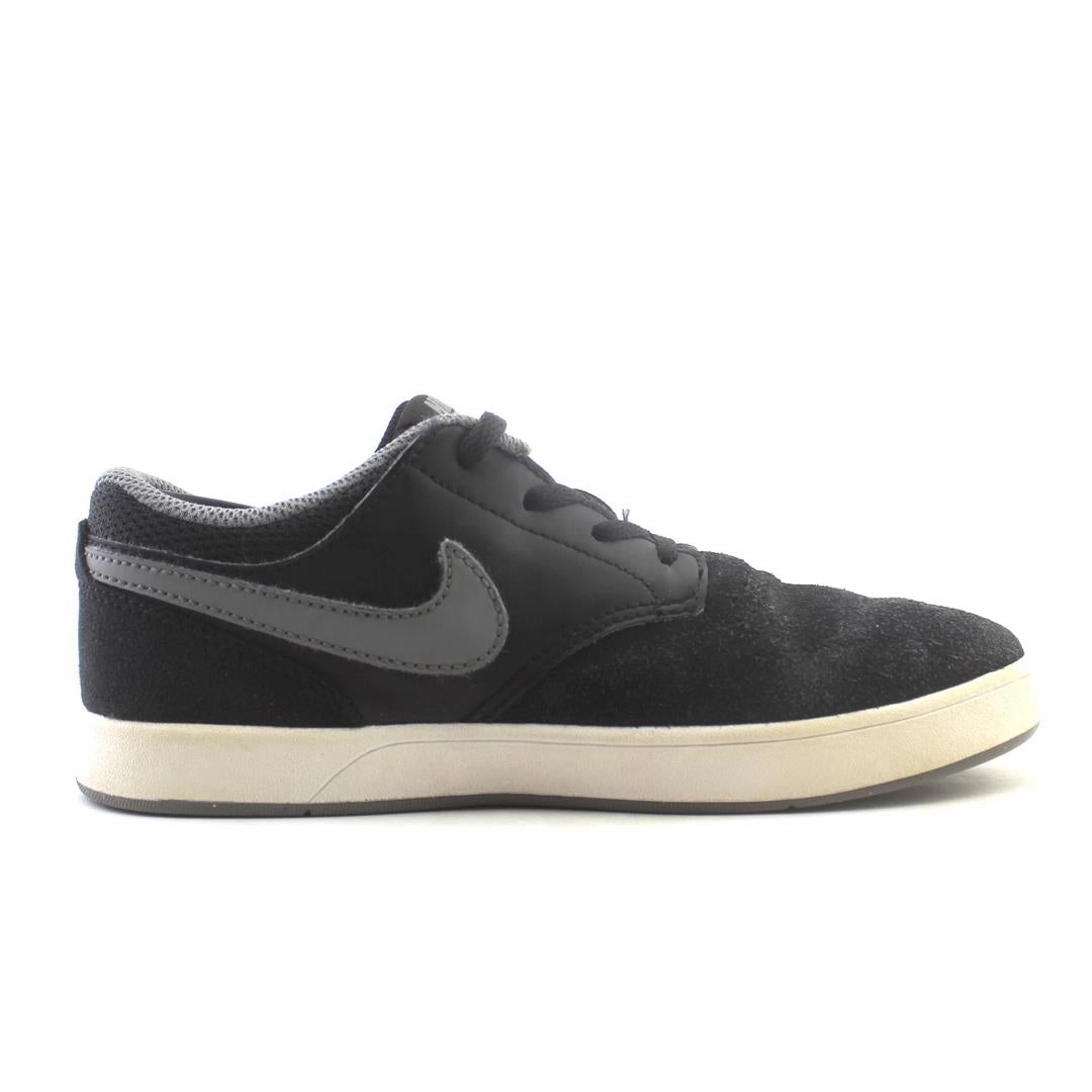 NIKE SB FOCUS GS modern Nike footwear styles