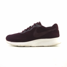 NIKE TANJUN SE Nike iconic sport shoe silhouettes