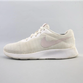 NIKE TANJUN Nike iconic sport shoe silhouettes