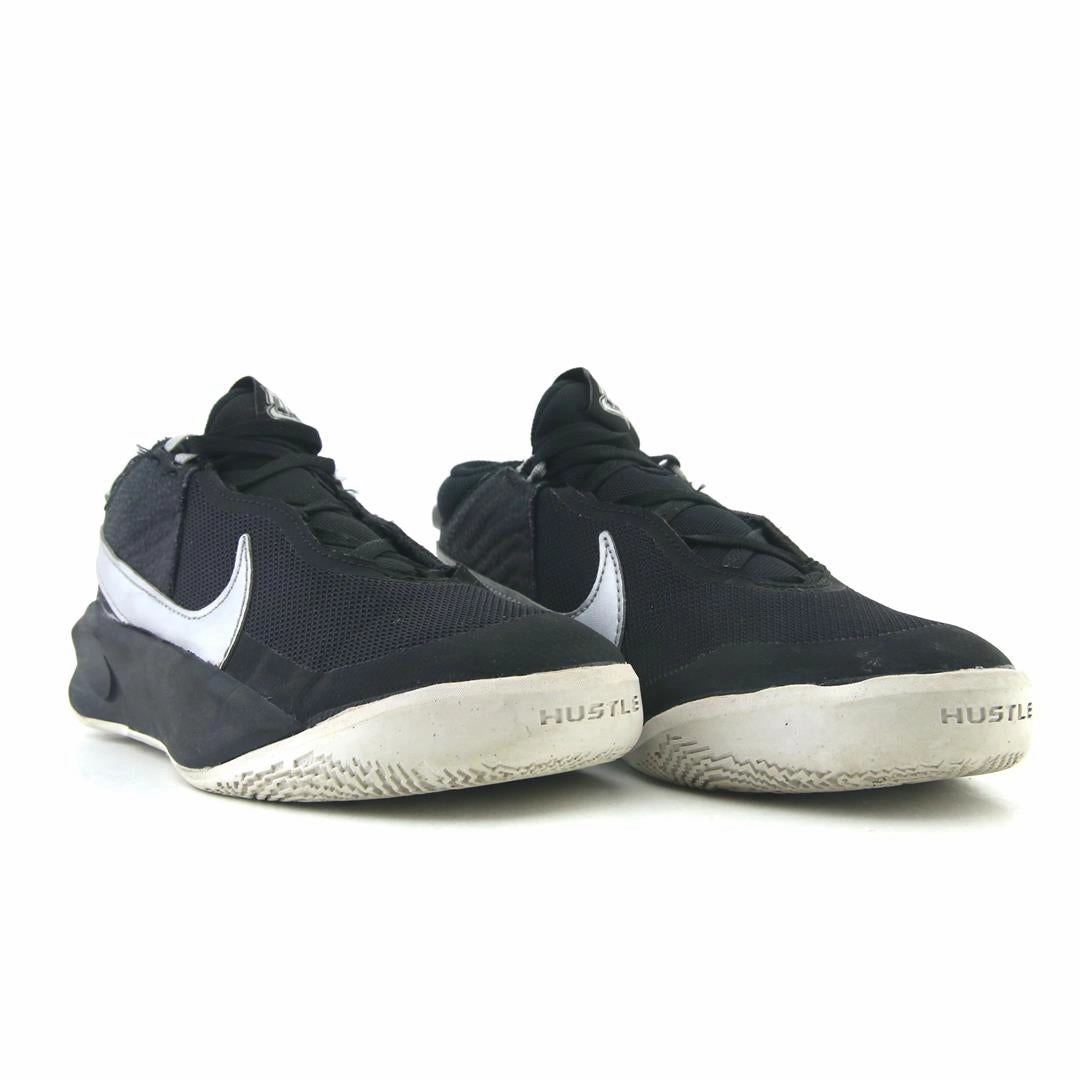 NIKE TEAM HUSTLE D 10 classic Nike shoe photos
