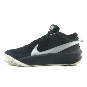 NIKE TEAM HUSTLE D 10 Nike modern athletic shoe designs