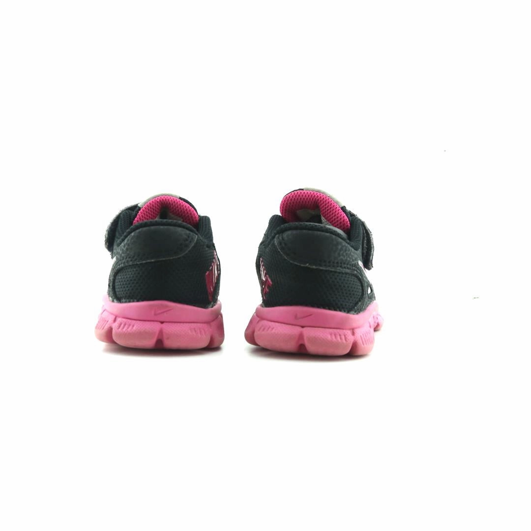NIKE TRAINING Nike lifestyle footwear visuals