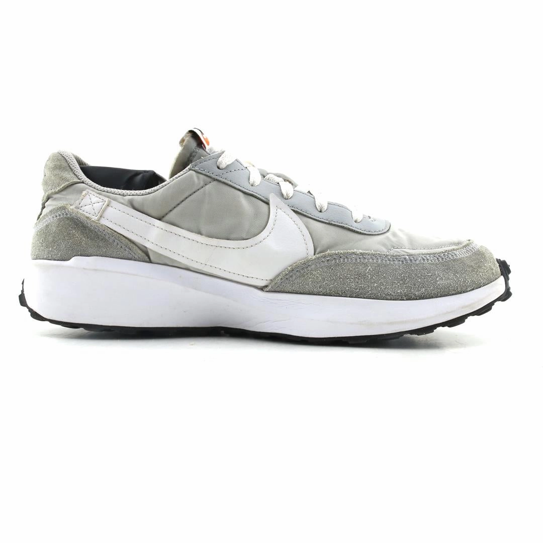 NIKE WAFFLE DEBUT Nike outdoor shoe designs