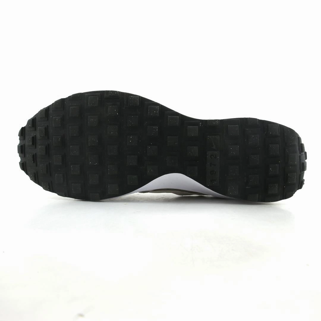 NIKE WAFFLE DEBUT Nike outdoor shoe designs