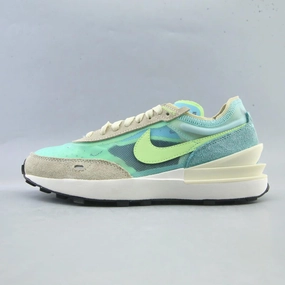 NIKE WAFFLE ONE Nike lightweight trainer models