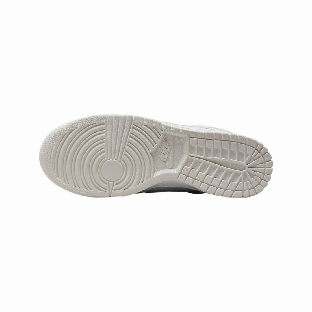 Nike Women's Dunk Low Valentine's Day Yellow Heart White Street Shoes