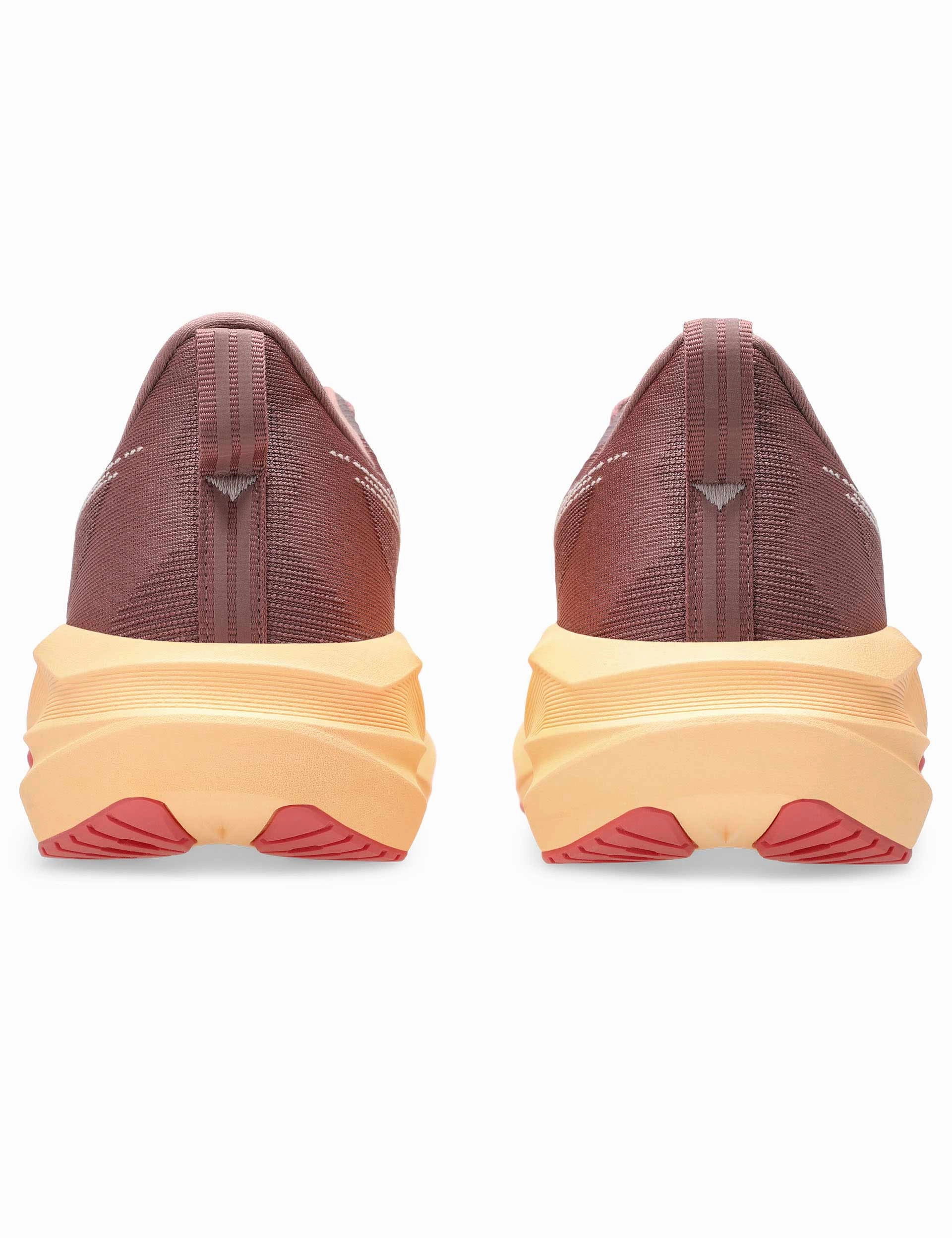 Novablast 5 - Rubble Red/Fawn Asics multi-purpose athletic footwear