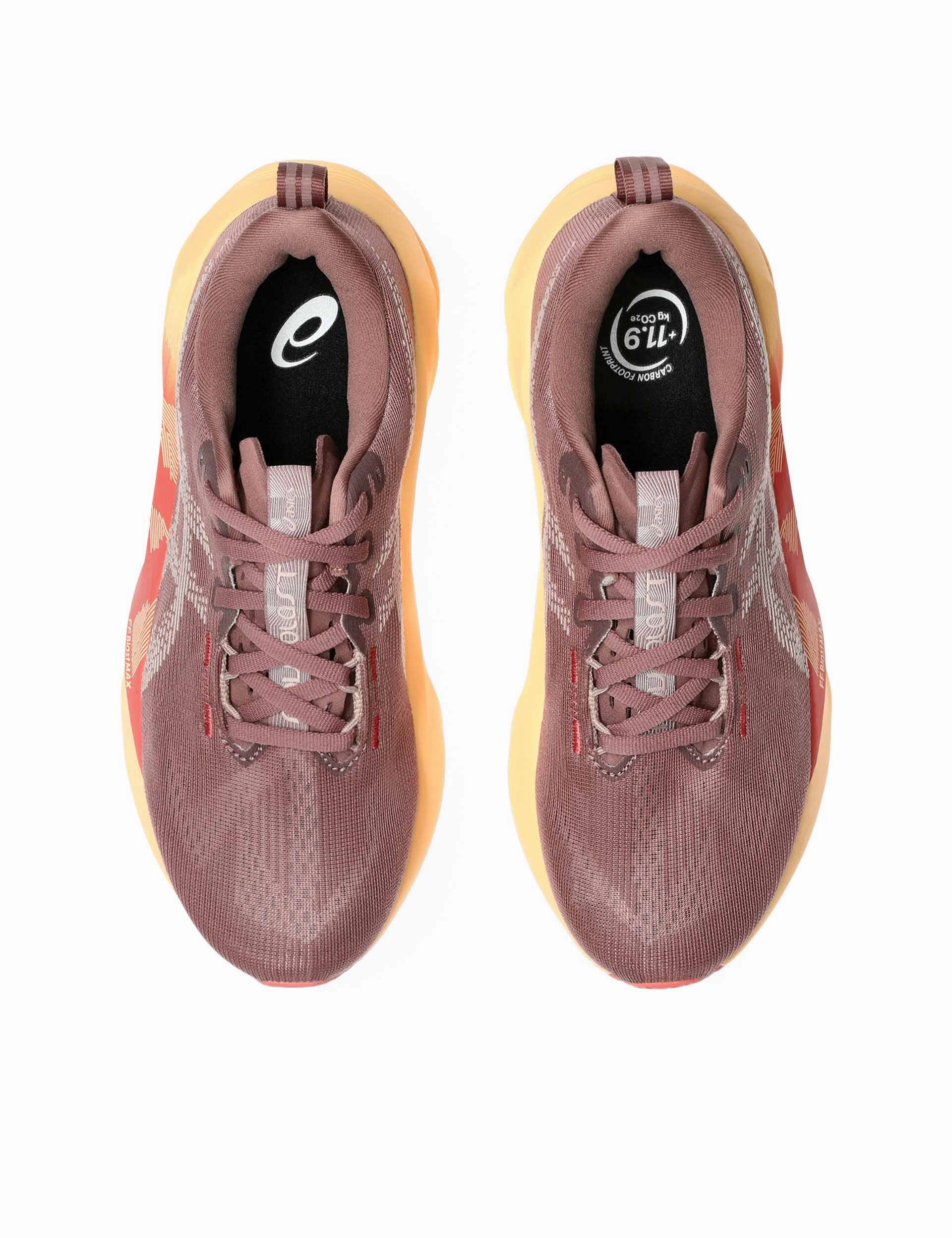 Novablast 5 - Rubble Red/Fawn Asics multi-purpose athletic footwear