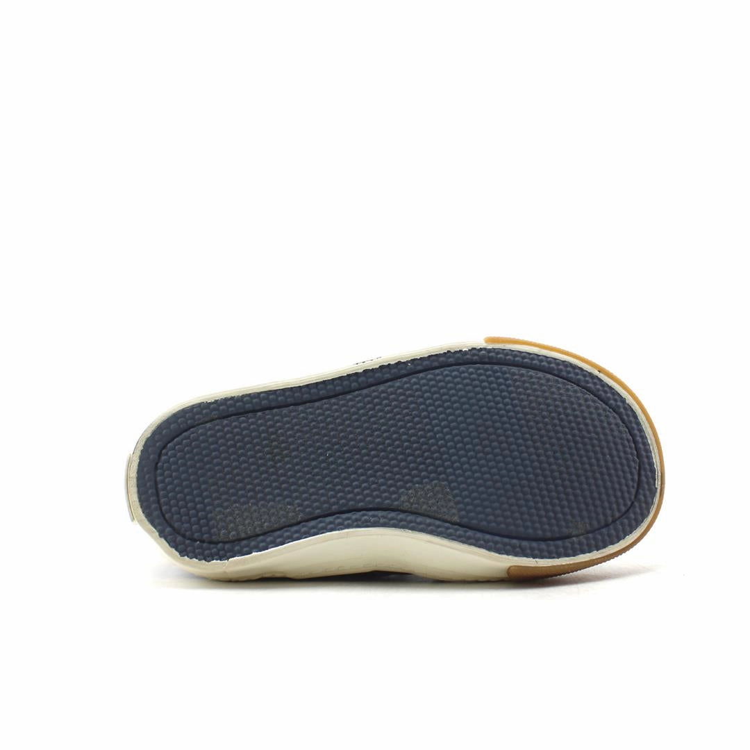 OLD NAVY 1994 affordable Old Navy shoe visuals