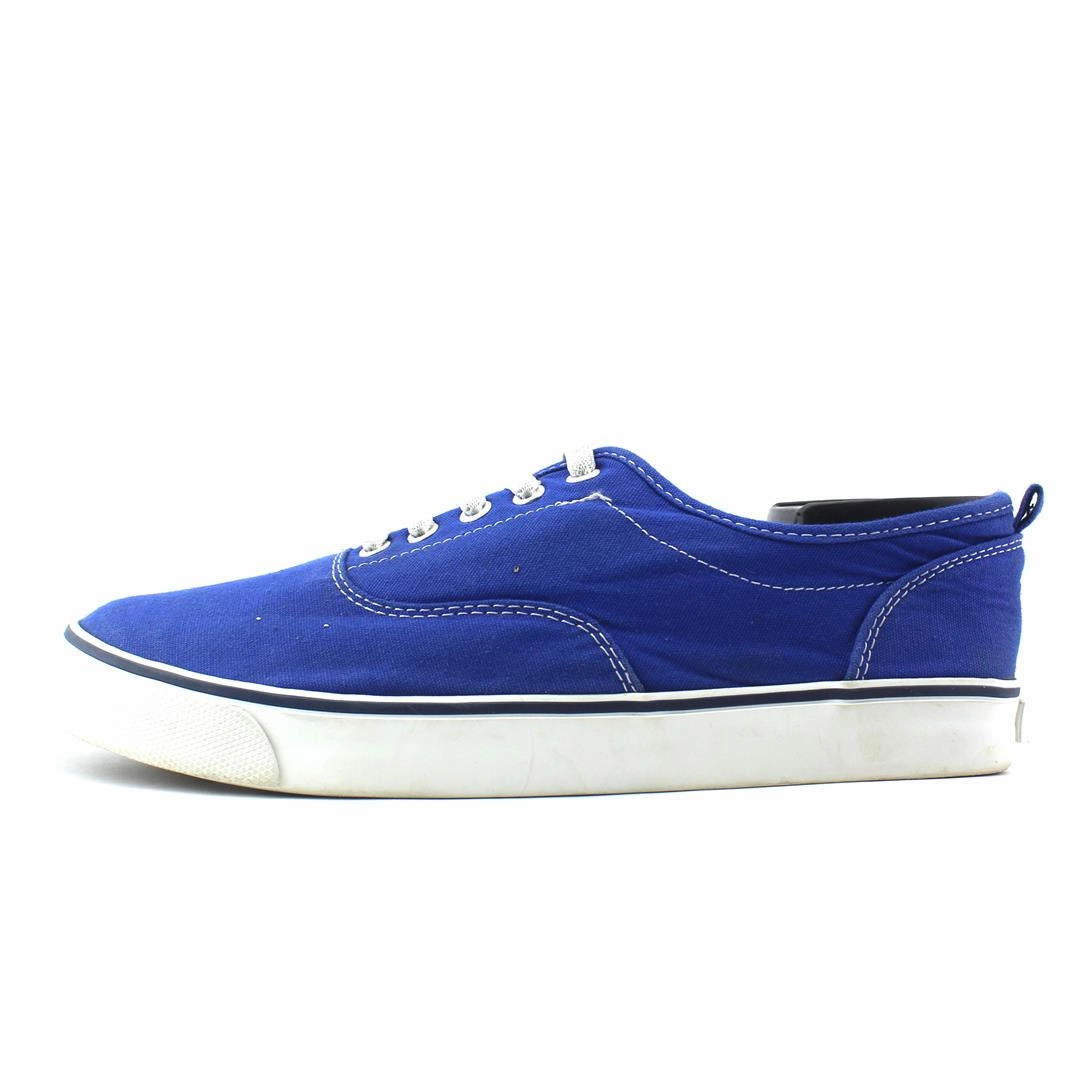 OLD NAVY 1994 Old Navy everyday footwear styles