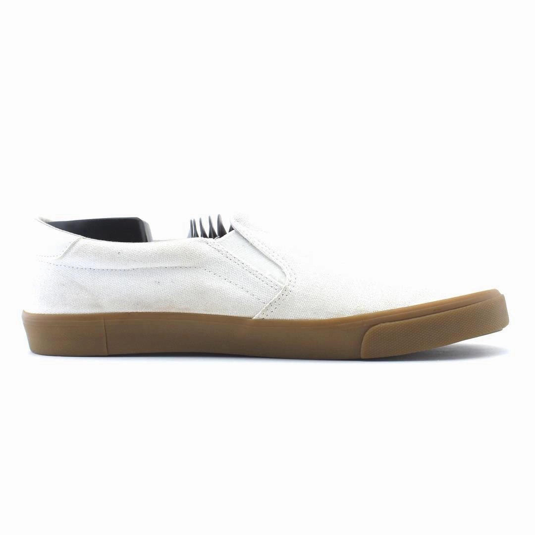 OLD NAVY . affordable Old Navy shoe visuals